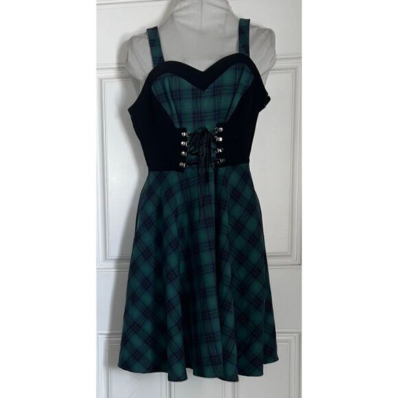 Heart Corset Plaid Sweetheart Dress (Size 6) - Picture 2 of 8